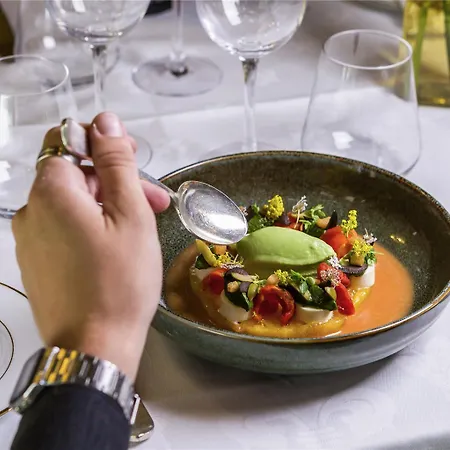 Mercure Viguier Du Roy Hotel