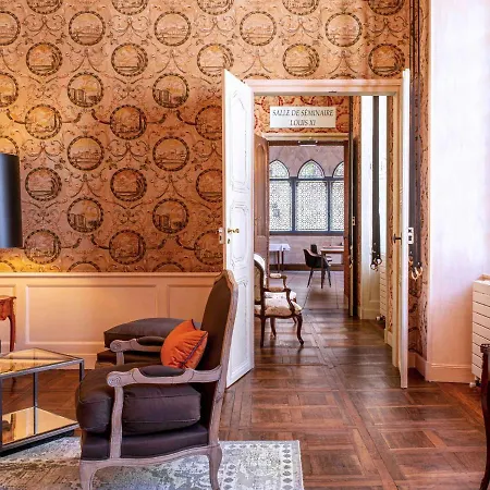 Mercure Viguier Du Roy Hotel
