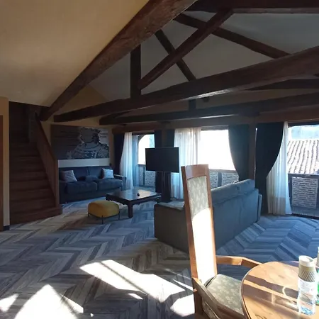 Mercure Viguier Du Roy ホテル フィジャック