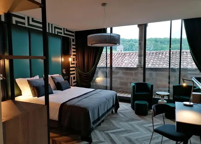 Mercure Viguier Du Roy 4* Figeac