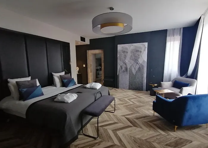 Mercure Viguier Du Roy