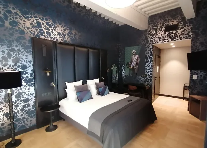 Mercure Viguier Du Roy Hotel 4*