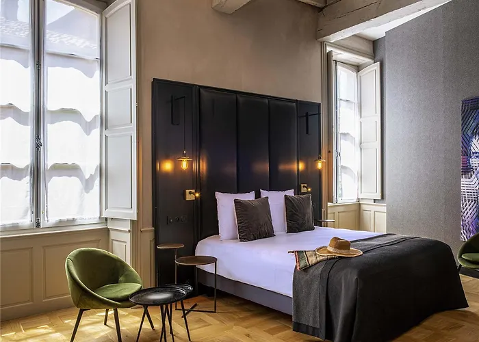 Szálloda Mercure Viguier Du Roy