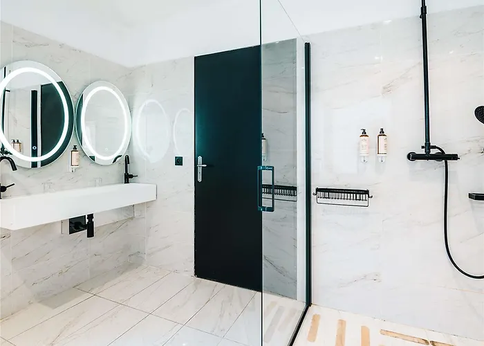 Mercure Viguier Du Roy 4*